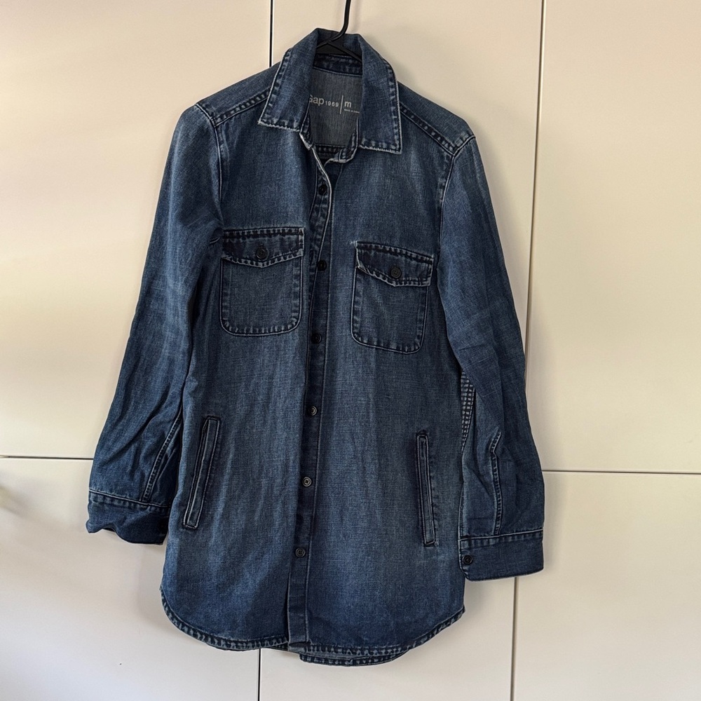 EUC GAP Dark Blue Denim Jacket sz M